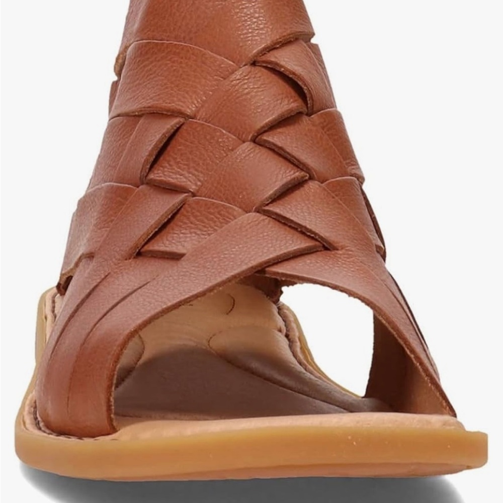 Born Women’s Iwa Sandal - Picture 3 of 9